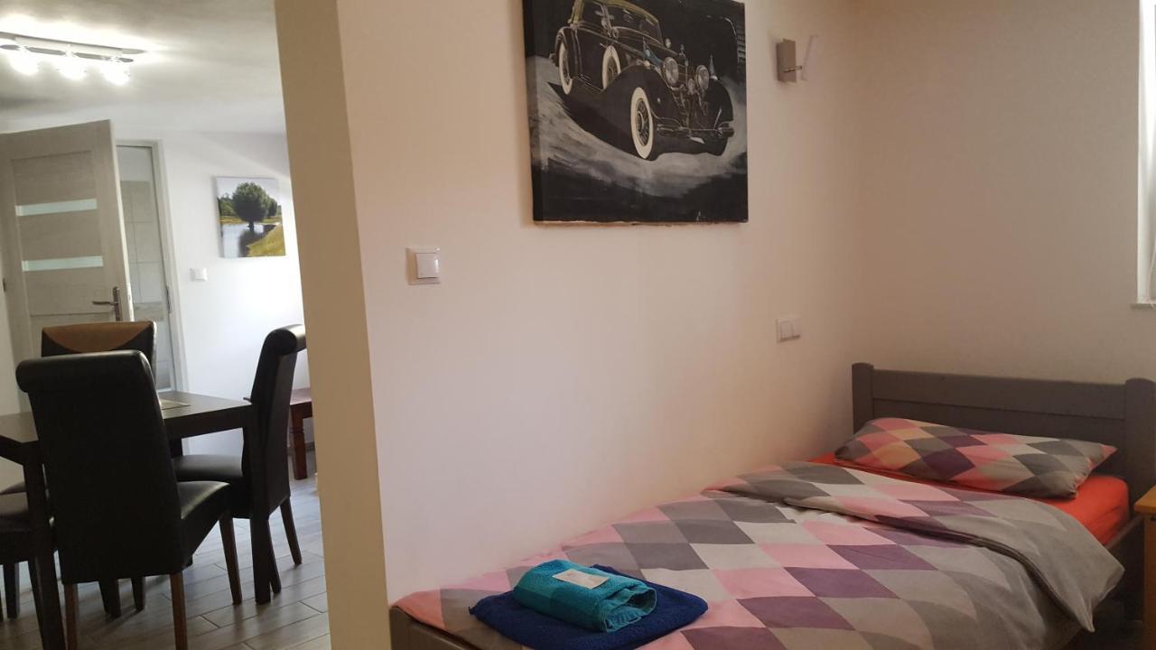 Villa Alpaka-Ranczo Aff à Puławy Extérieur photo